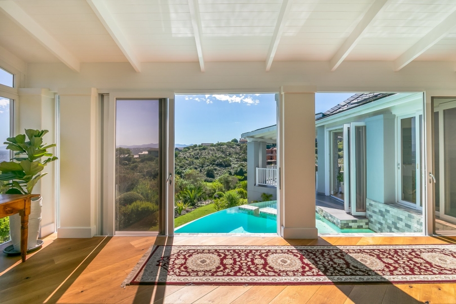 5 Bedroom Property for Sale in Pezula Golf Estate Western Cape